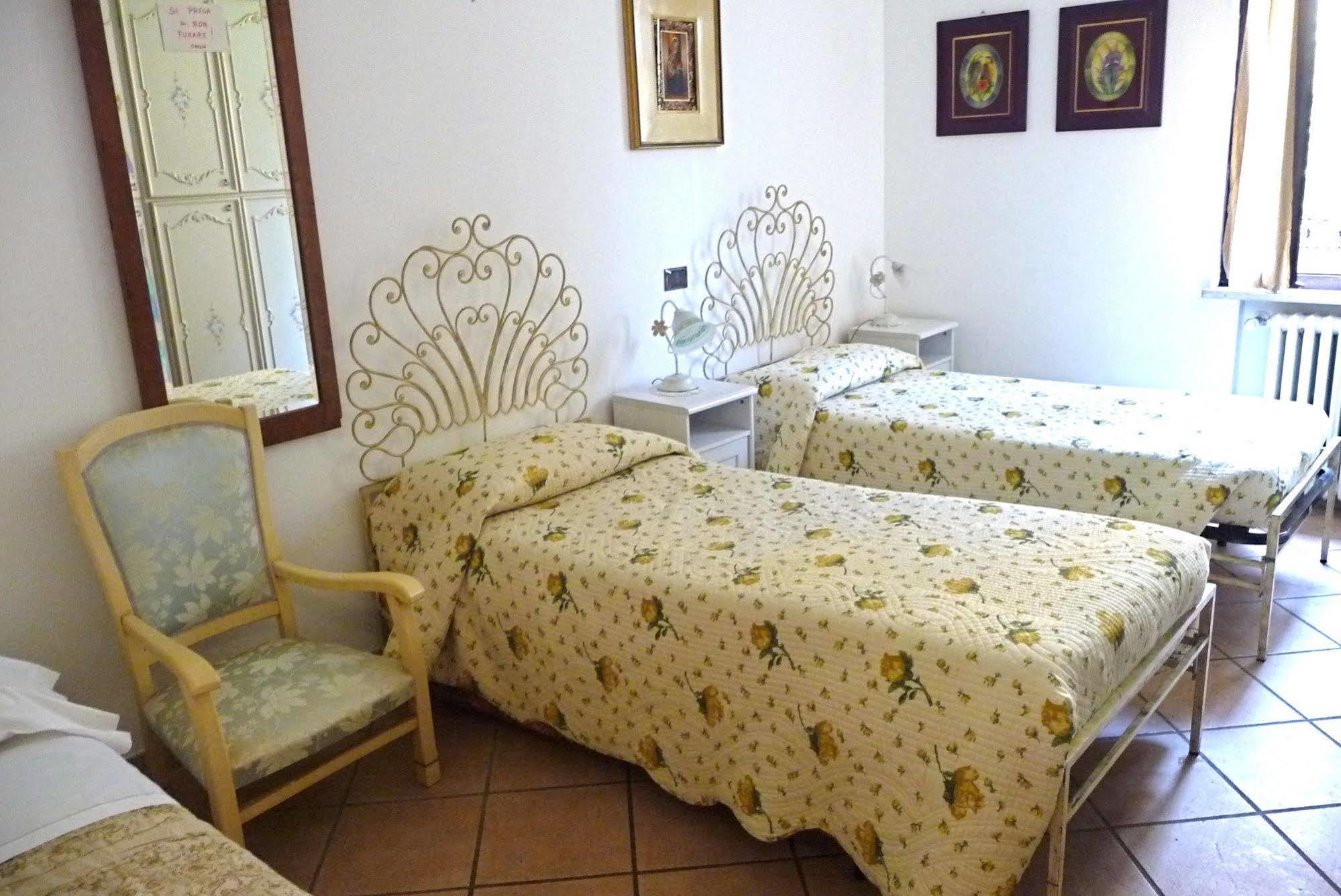 Al Parco Bed & Breakfast Curtatone Ngoại thất bức ảnh